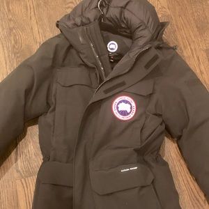 Canada goose citadel parka with fur.